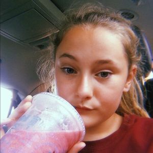 Meet your Posher, Ellie